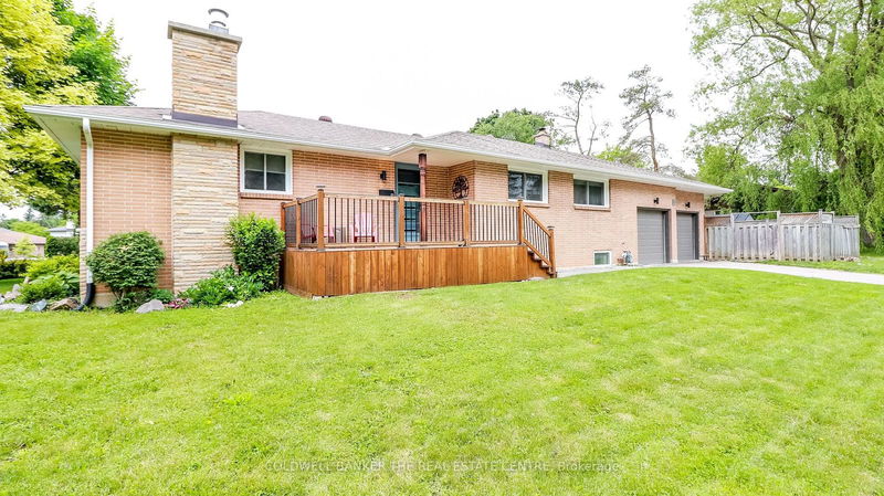 home for sale on 12 Parkdale Crescent