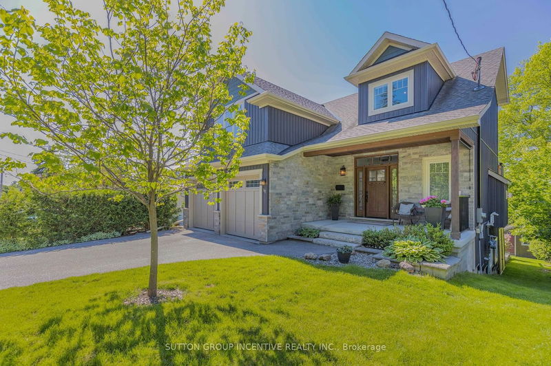 home for sale on 187 Shanty Bay Road