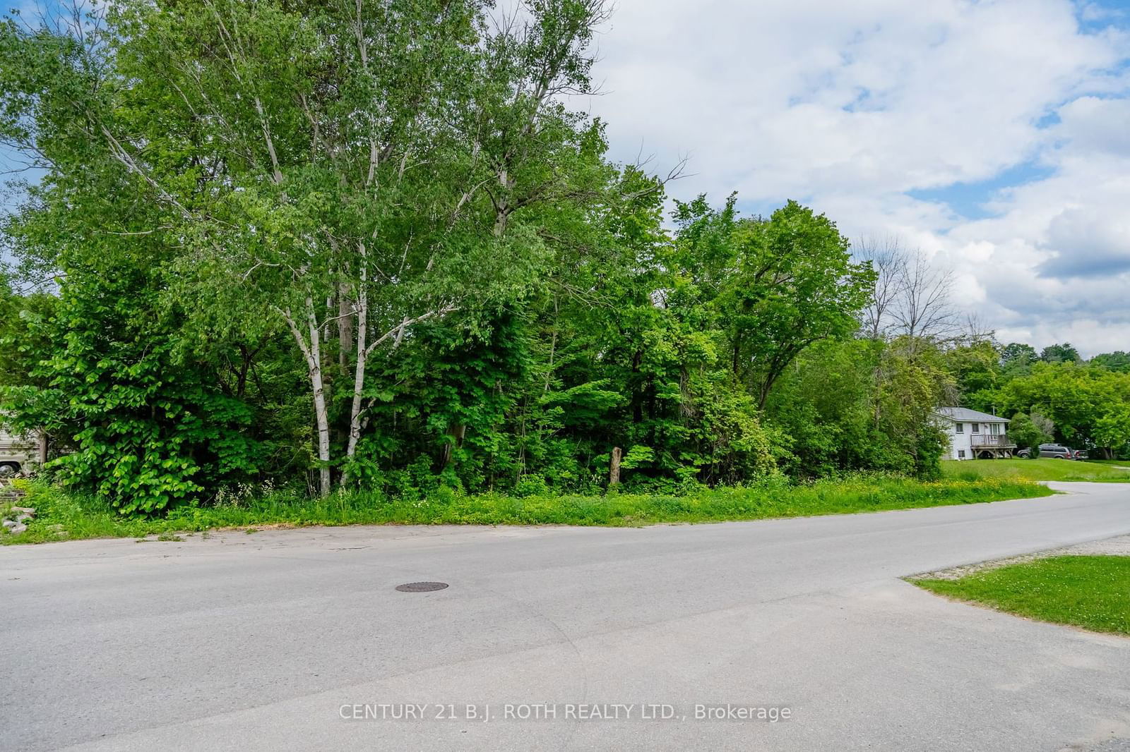 Vacant Land sold at 401 McNicoll Street, Tay, Port McNicoll, L0K 1R0 - MLS: S8438832