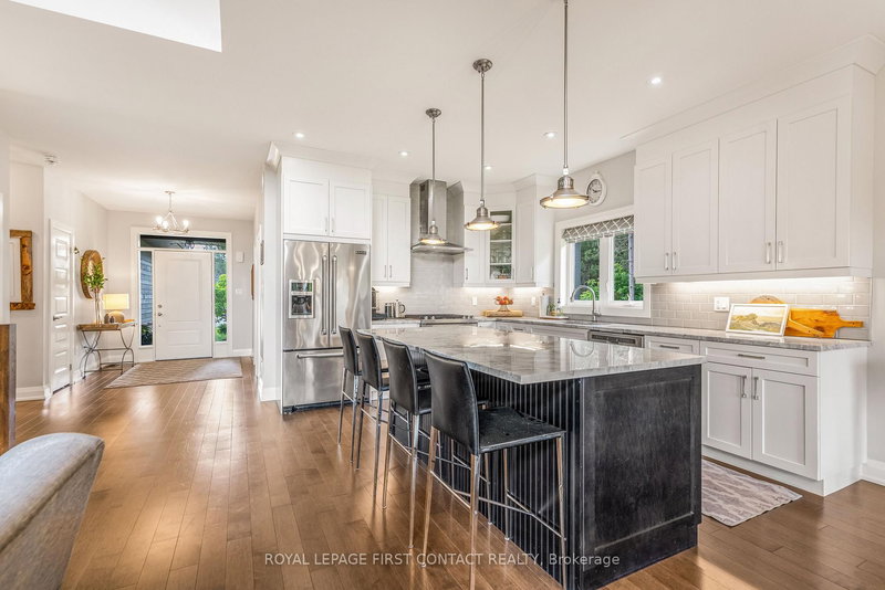 5 Boville Crt, Oro-Medonte, L0L 2L0 | Image 3