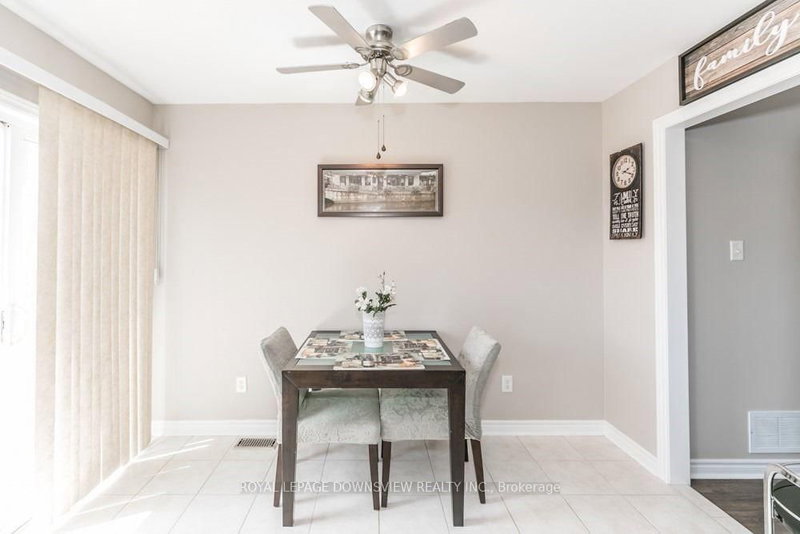 114 Bird St, Barrie, L4N 0W6 | Image 2