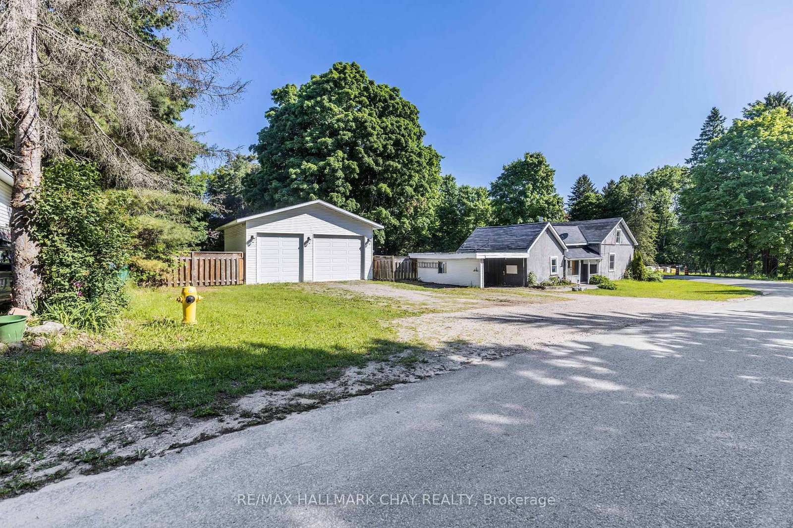 Listing Image 3