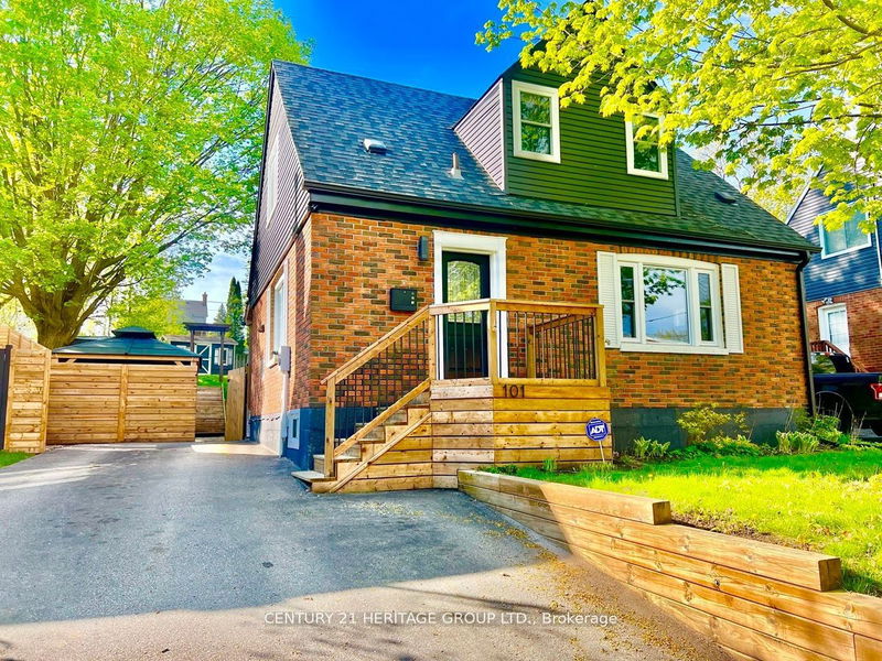 home for lease on 101 Codrington Street