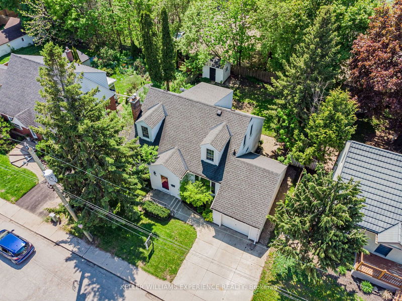 home for sale on 96 Drury Lane