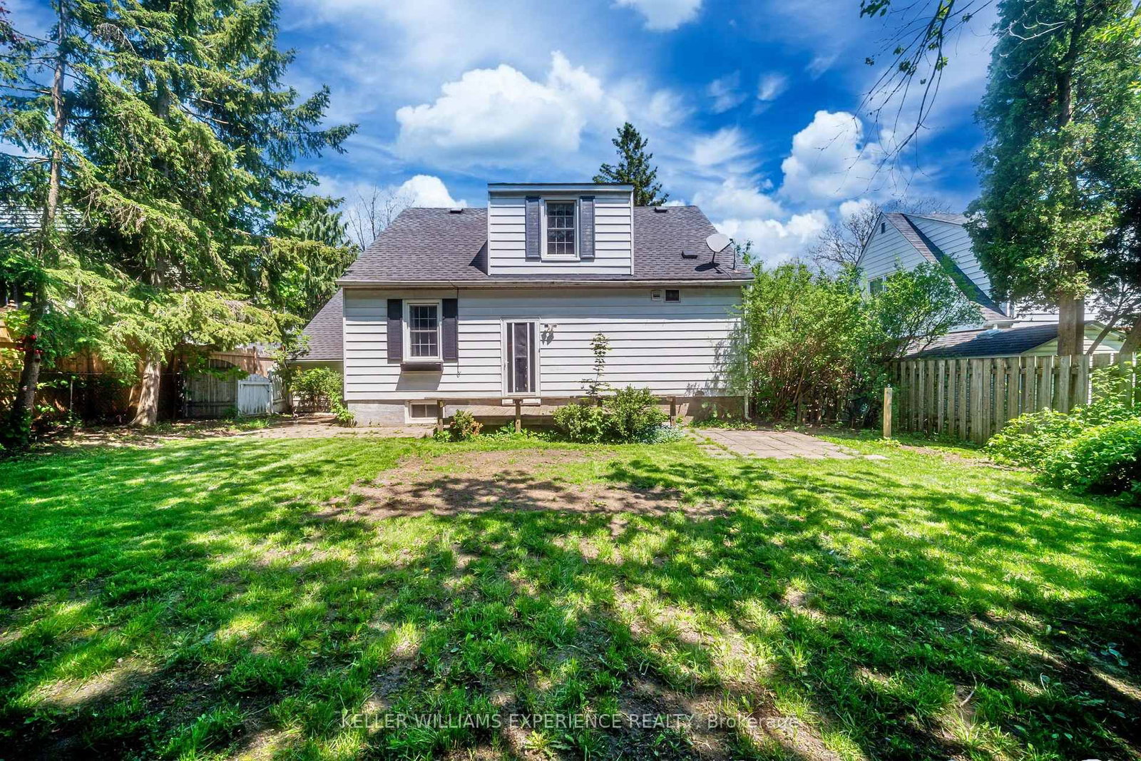 Listing Image 7