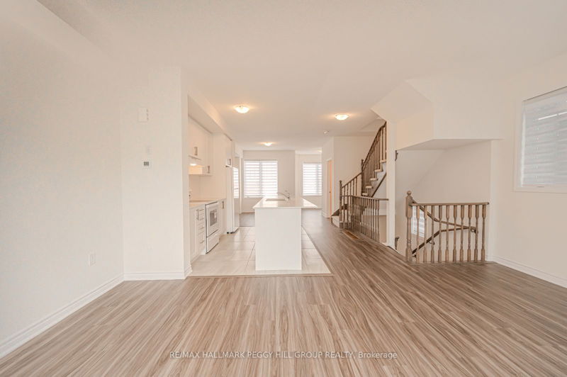 home for lease on 77 Shelburne Avenue