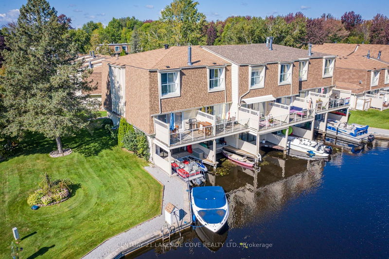 home for lease on 6-4 Paradise Boulevard W