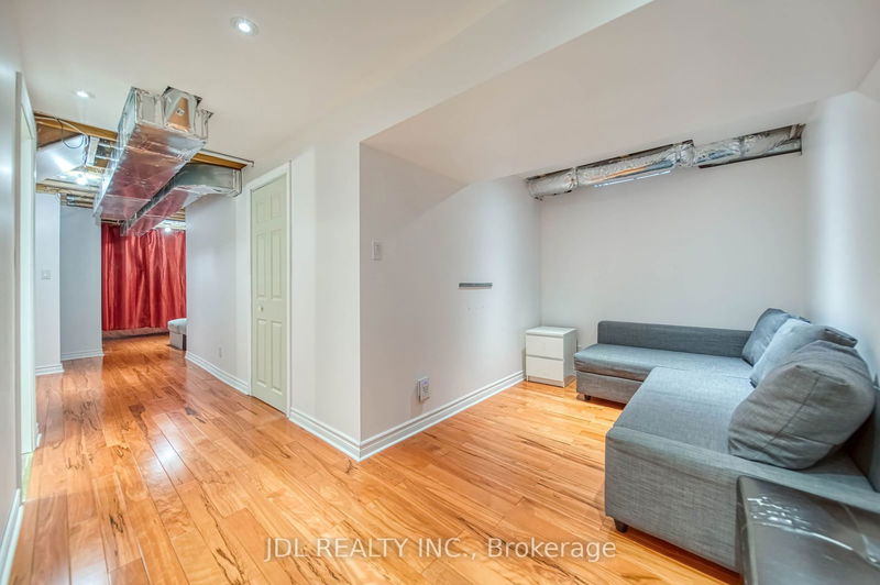 48 Portland St  Collingwood, L9Y 3Z6 | Image 14