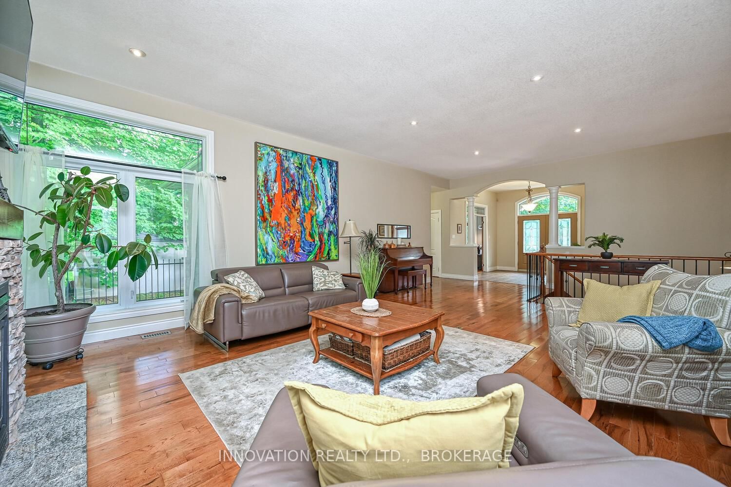 Listing Image 9