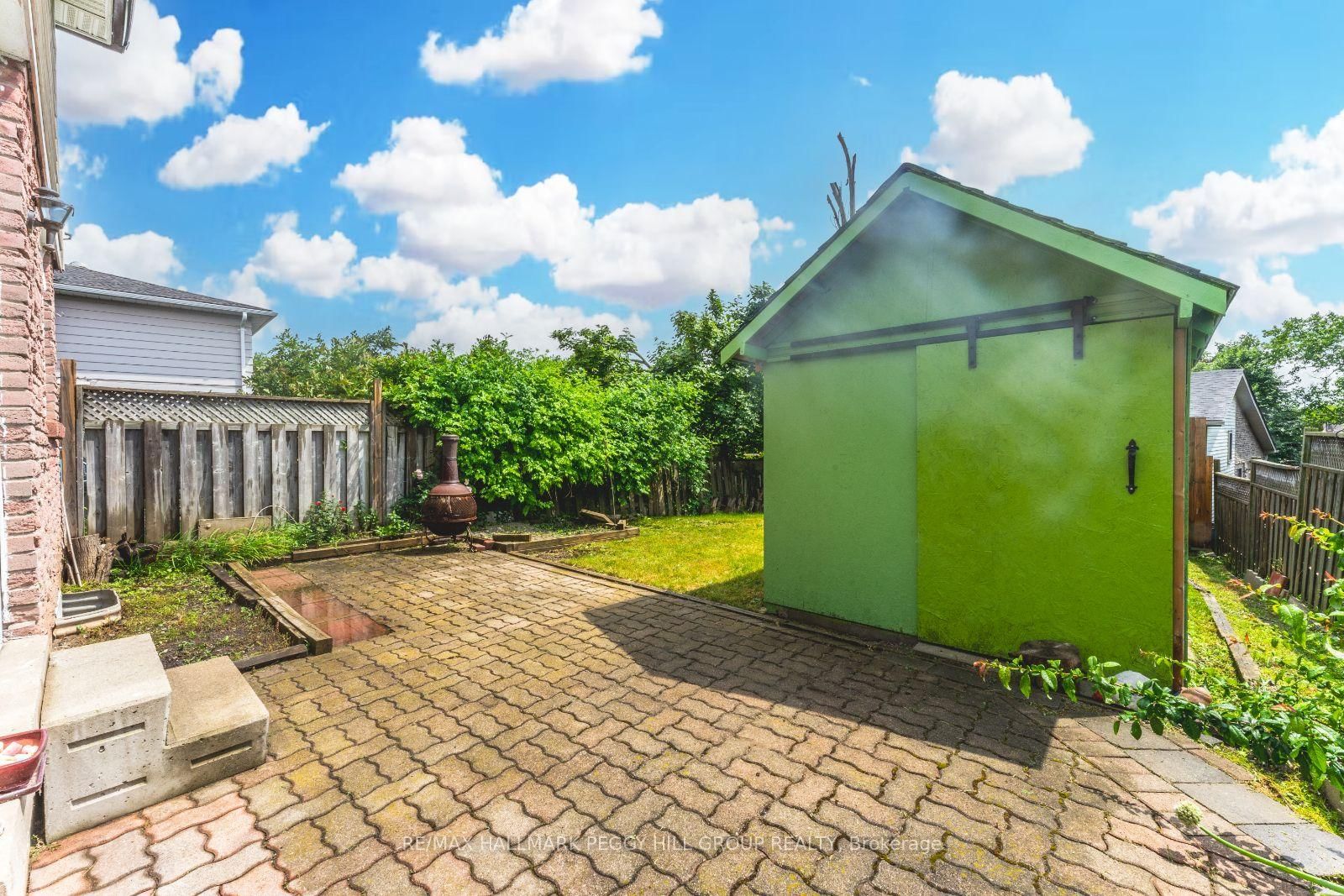 Listing Image 4