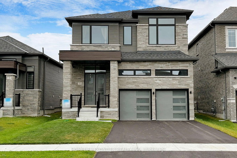 33 Simona Ave, Wasaga Beach, L9Z 0L5 | Image 2