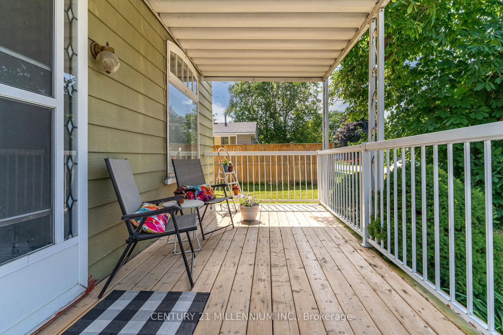 Listing Image 6