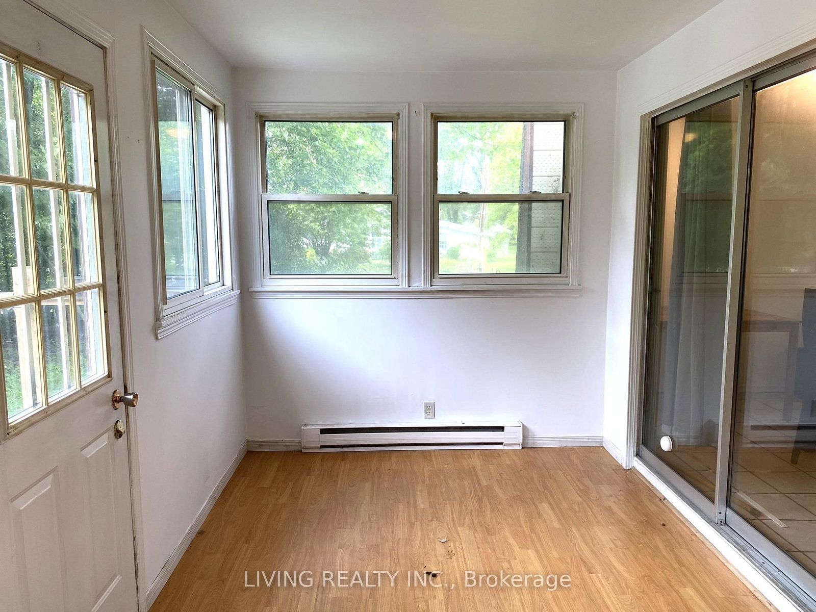 Listing Image 16