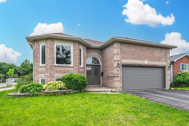 home for lease on Main-29 Mapleton Avenue