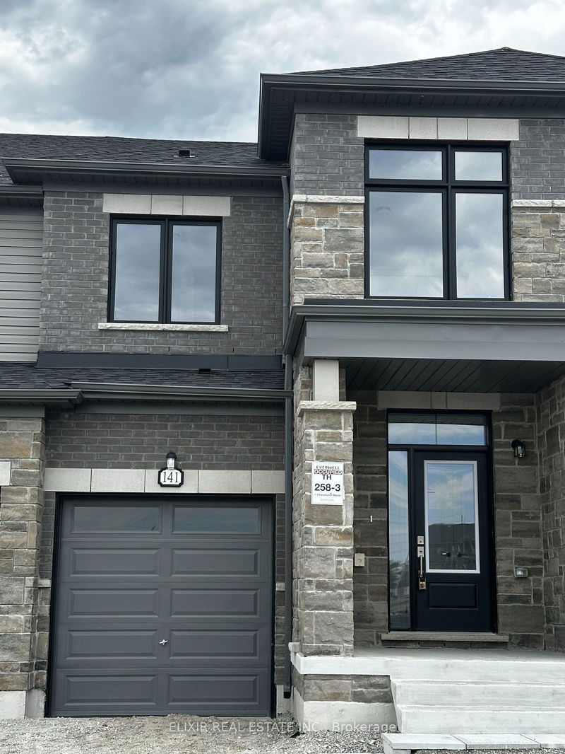 home for lease on 141 Fenchurch Manr