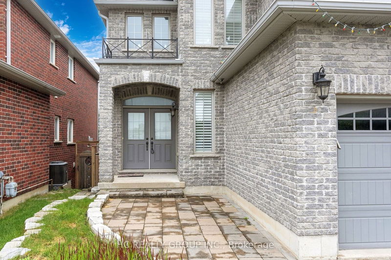 20 BRITANNIC Lane  Barrie, L4N 8J7 | Image 2