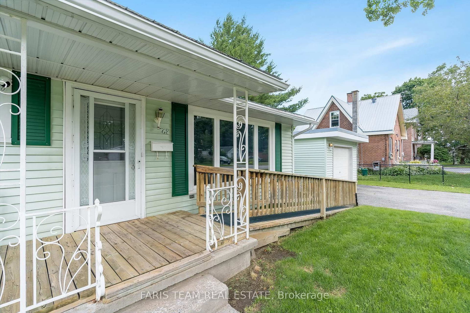 Listing Image 3