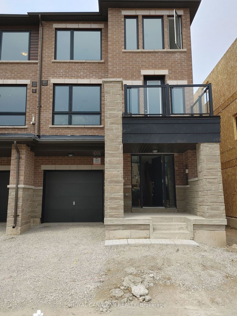 home for lease on 39 Spry Lane