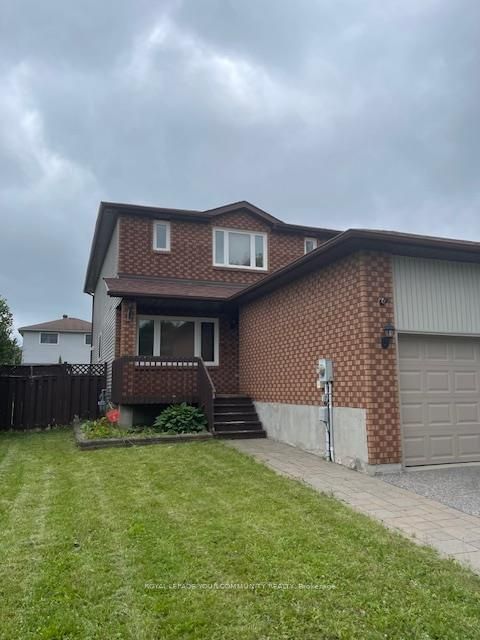 home for lease on 301 Hickling Trail