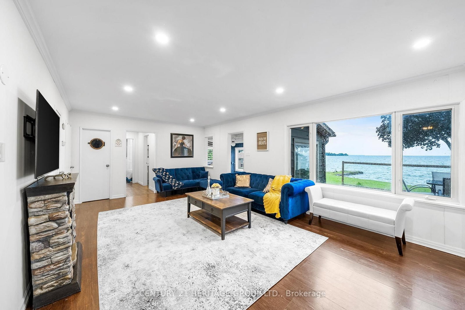 Listing Image 6