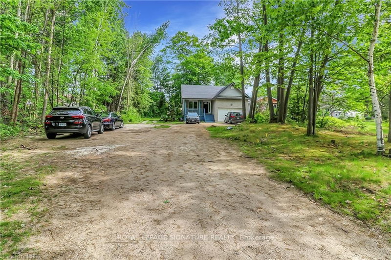 Main - 1463 River Rd W, Wasaga Beach, L9Z 2W5 | Image 2