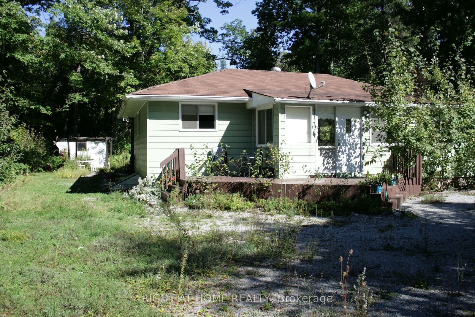 Detached House sold at 39 Rue Jules Leger Street, Tiny, Rural Tiny, L9M 0J2 - MLS: S9012893