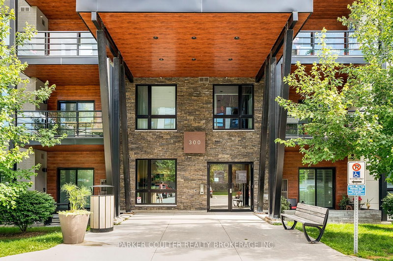 603 - 300 Essa Rd, Barrie, L4N 9Y4 | Image 3