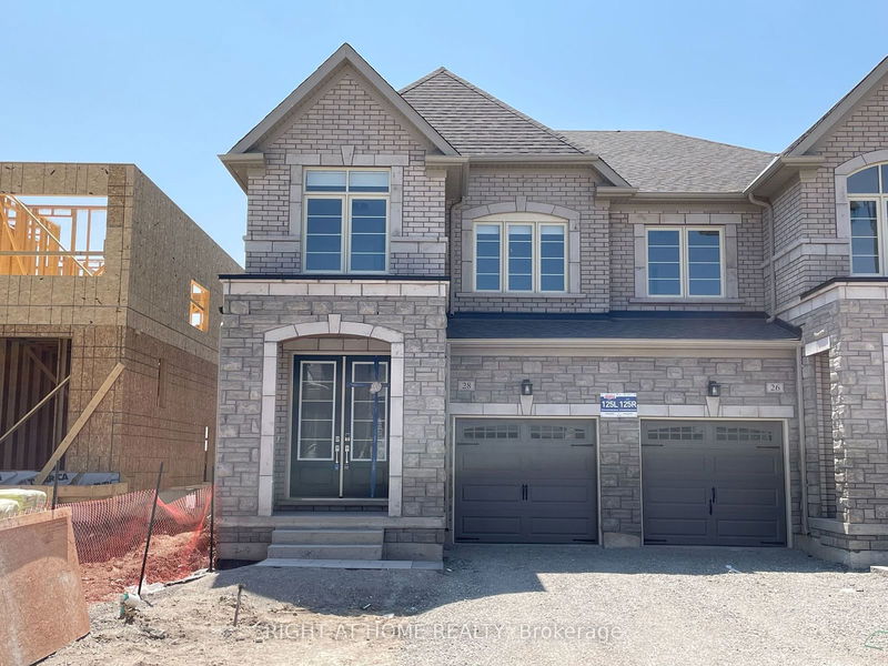 home for lease on 28 Sweet Cicely Street