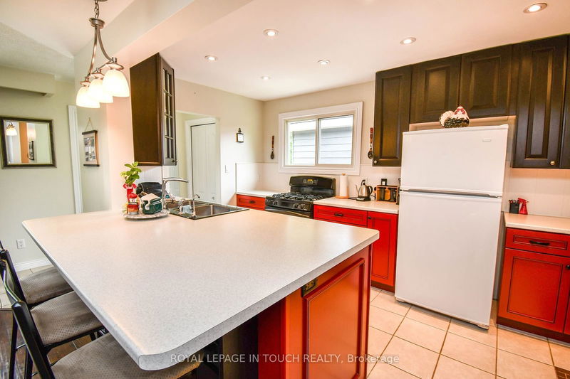 21 Park St  Penetanguishene, L9M 1P6 | Image 10