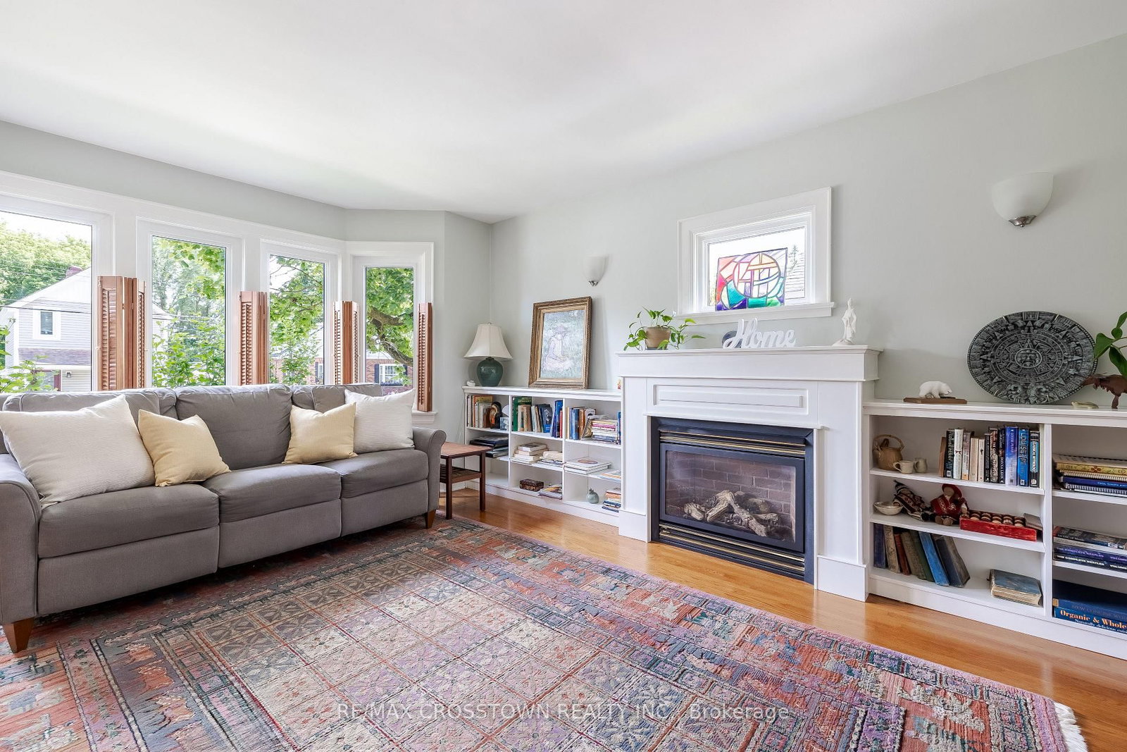 Listing Image 10