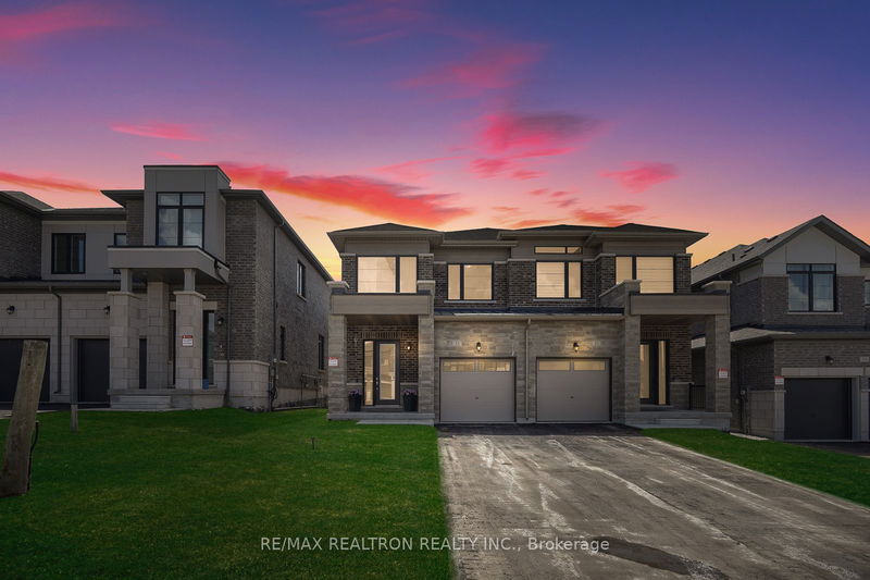 home for sale on 33 Daffodil Road