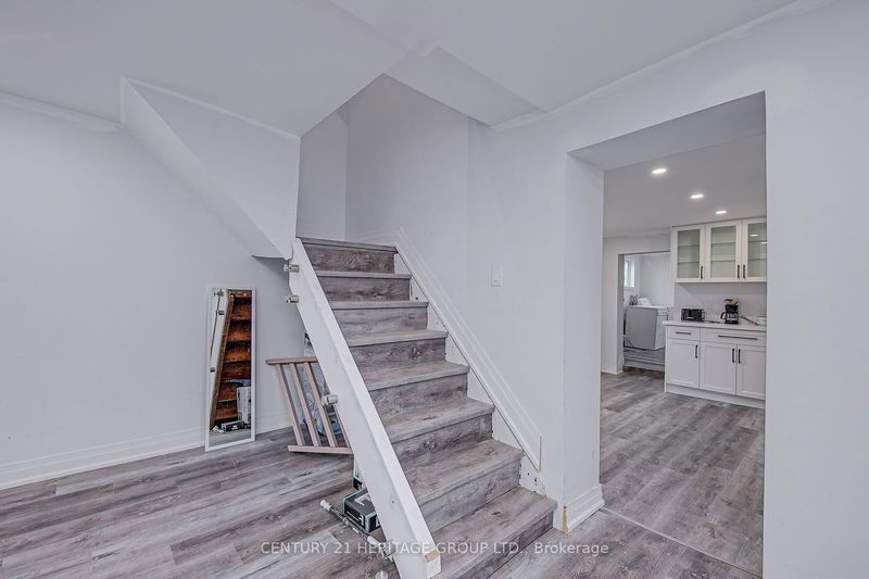 144 Queen St  Springwater, L0L 1P0 | Image 30