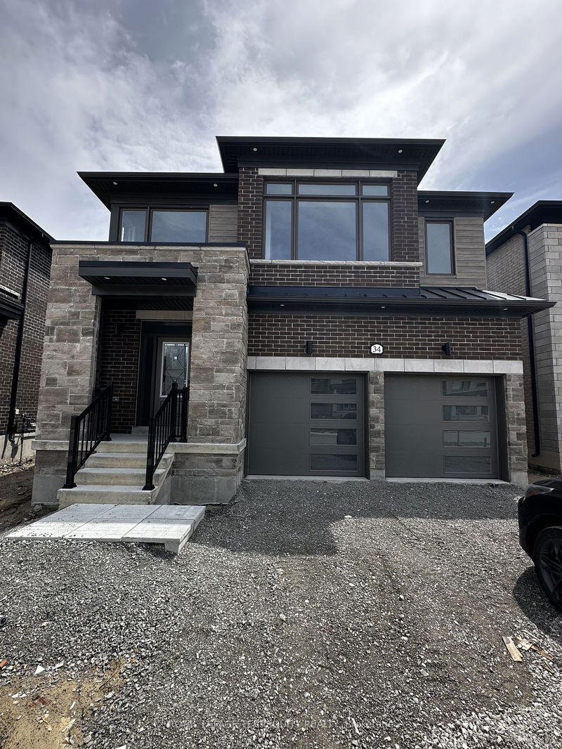 home for lease on 34 Del Ray Crescent