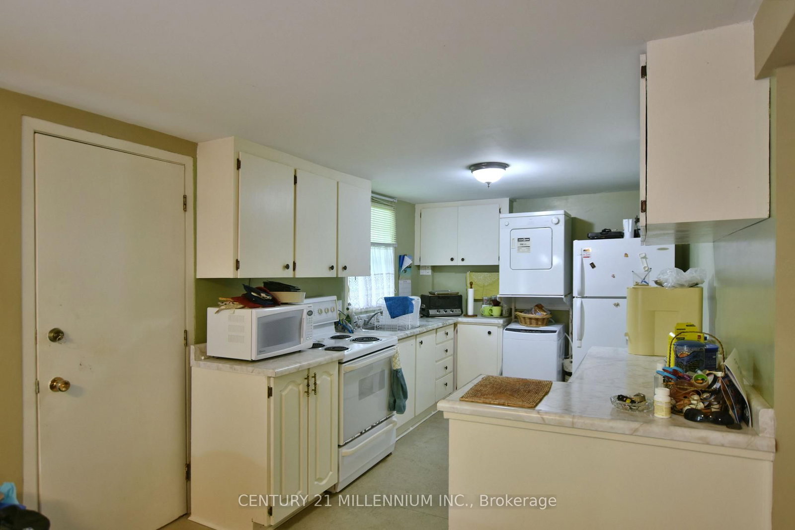 Listing Image 7