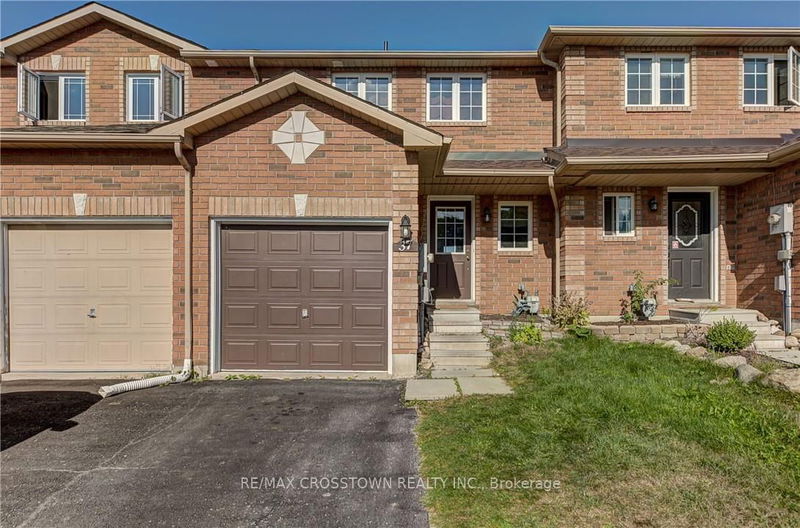 home for lease on 37 GOODWIN Drive
