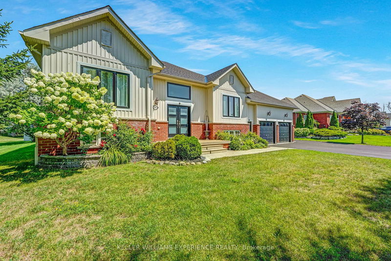 19 Butternut Cres  Wasaga Beach, L9Z 0A7 | Image 2