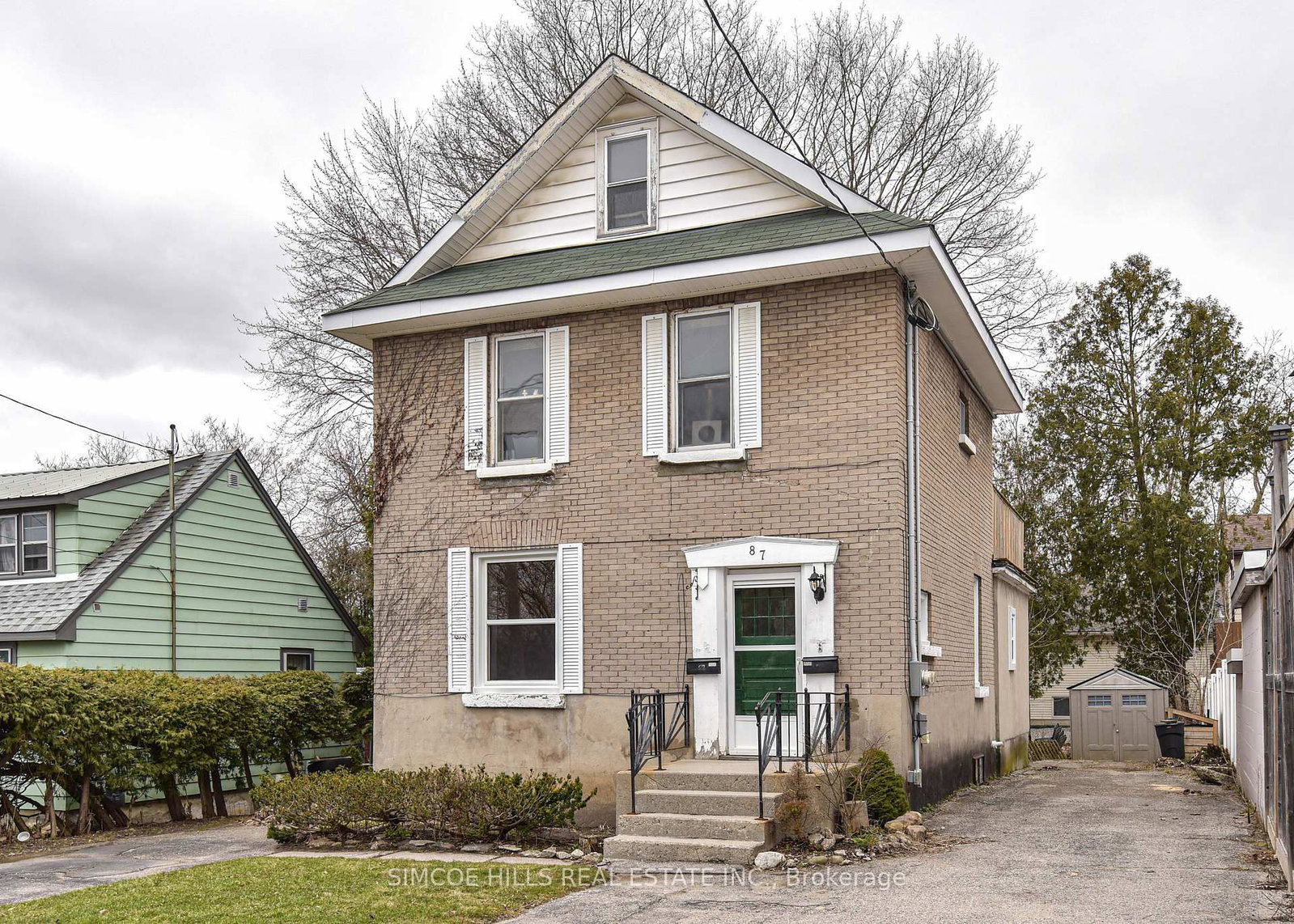 Listing photo 2