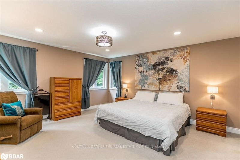 35 Reillys Run   Springwater, L9X 0H6 | Image 25