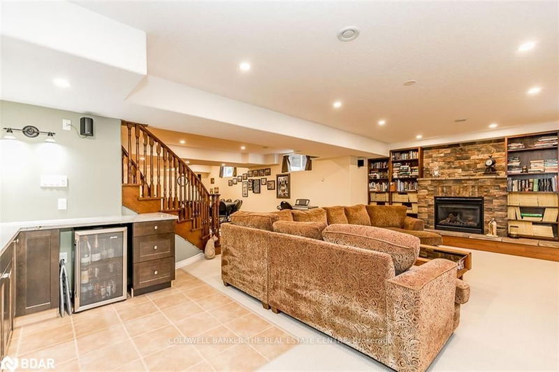 35 Reillys Run   Springwater, L9X 0H6 | Image 32