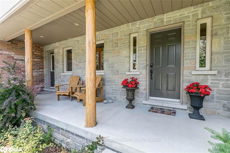 35 Reillys Run   Springwater, L9X 0H6 | Image 6