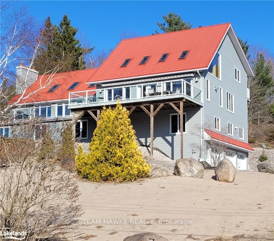 Detached House sold at 33 Wendake Road, Tiny, Rural Tiny, L0L 2T0 - MLS: S9049656