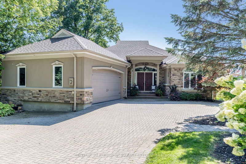 home for sale on 175 Shanty Bay Road