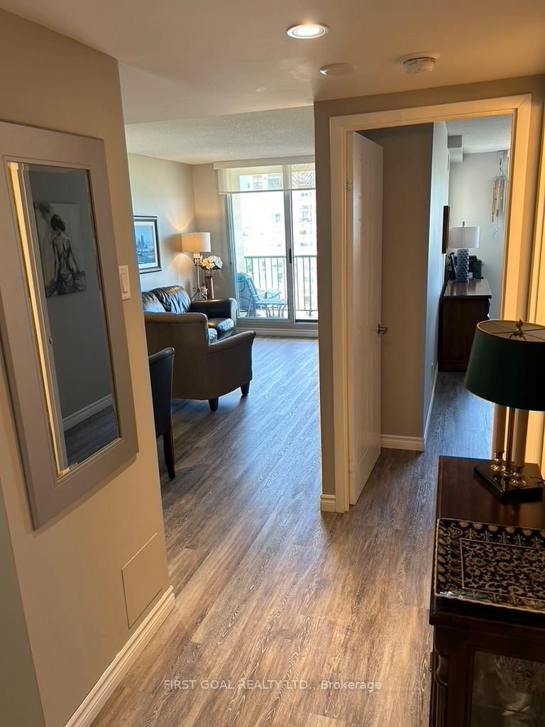 Room2