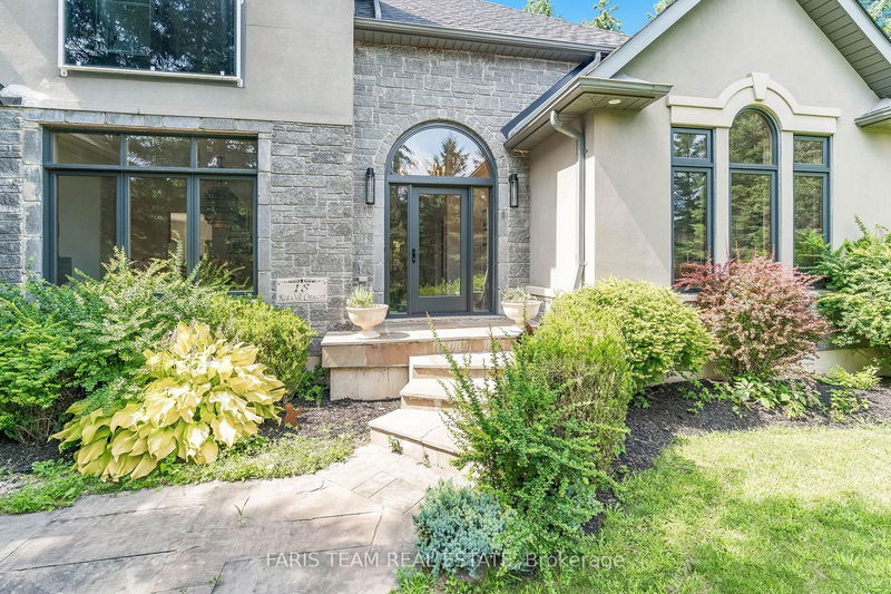 18 Red Oak Cres  Oro-Medonte, L0L 2L0 | Image 4