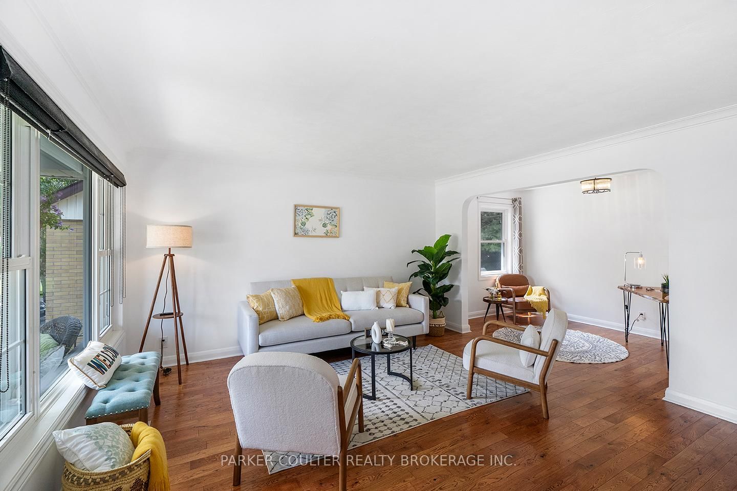 Listing Image 7