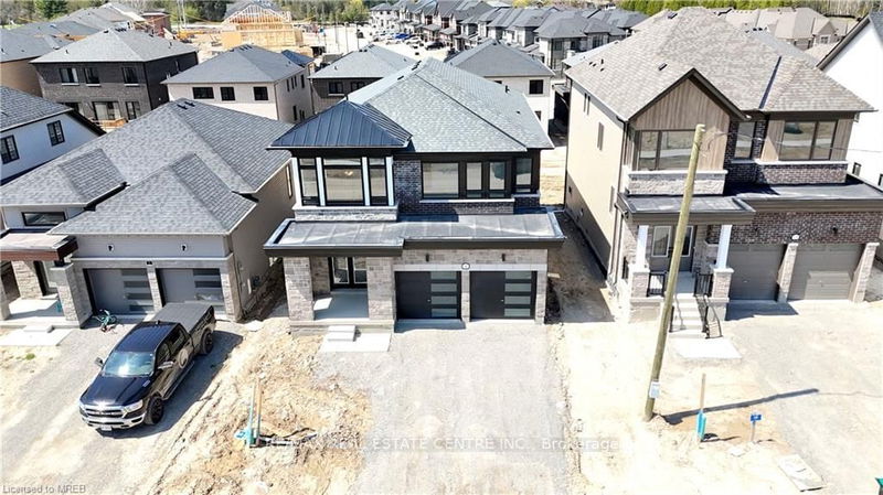 home for lease on 9 Rosanne Circle