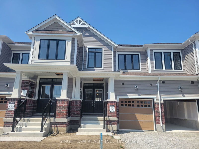 home for lease on 10 Hylton Drive