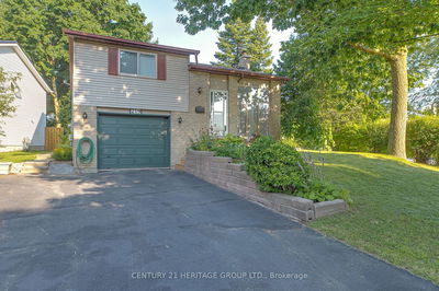 219 Burns Circ  Barrie, L4N 6A5 | Image 1