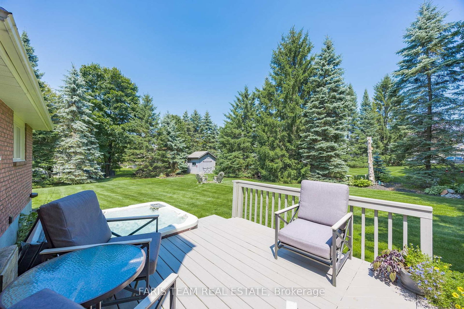 Detached House sold at 5 Nicholson Crescent, Springwater, Ontario, L0L 1Y3 - Minesing - MLS: S9230153