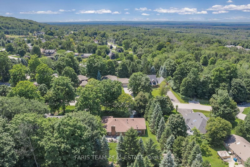 5 Nicholson Cres  Springwater, L0L 1Y3 | Image 32